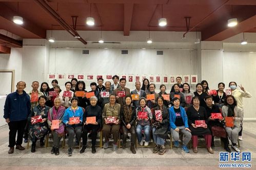云南美术馆开展重阳节艺术体验活动